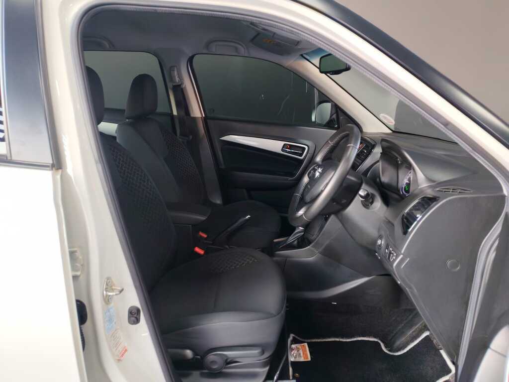 TOYOTA URBAN CRUISER URBAN CRUISER 1.5XR A/T - 10