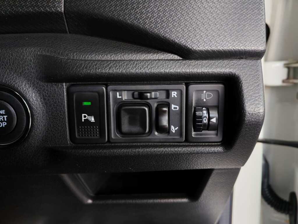 TOYOTA URBAN CRUISER URBAN CRUISER 1.5XR A/T - 19