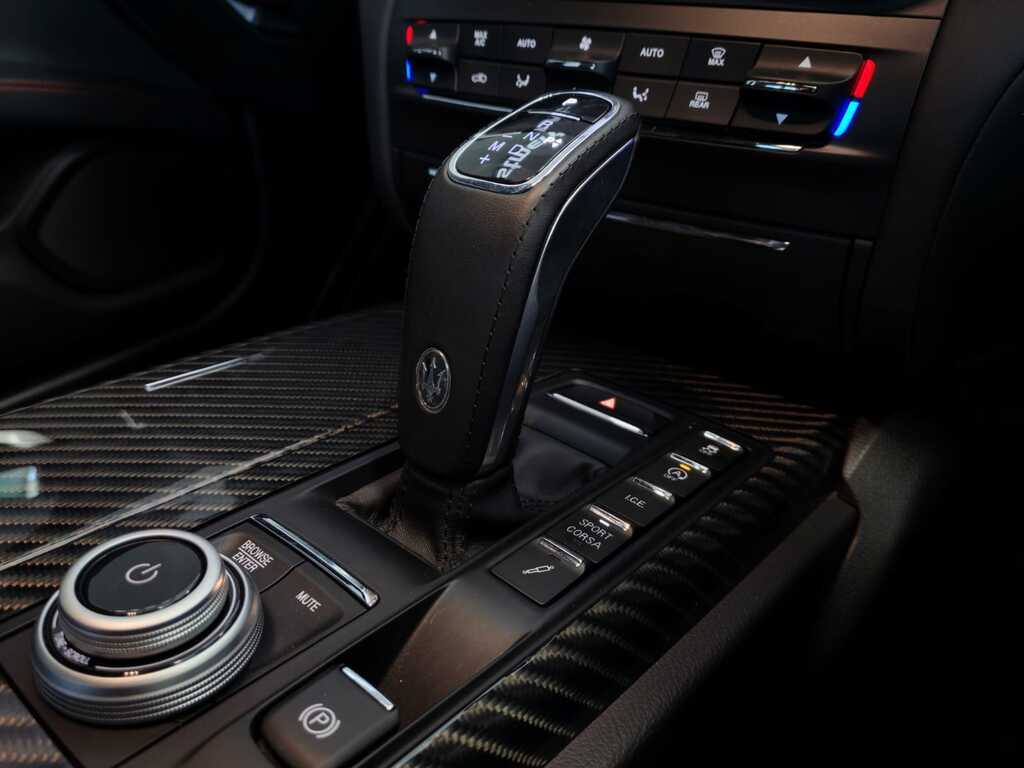 MASERATI GHIBLI GHIBLI TROFEO - 17