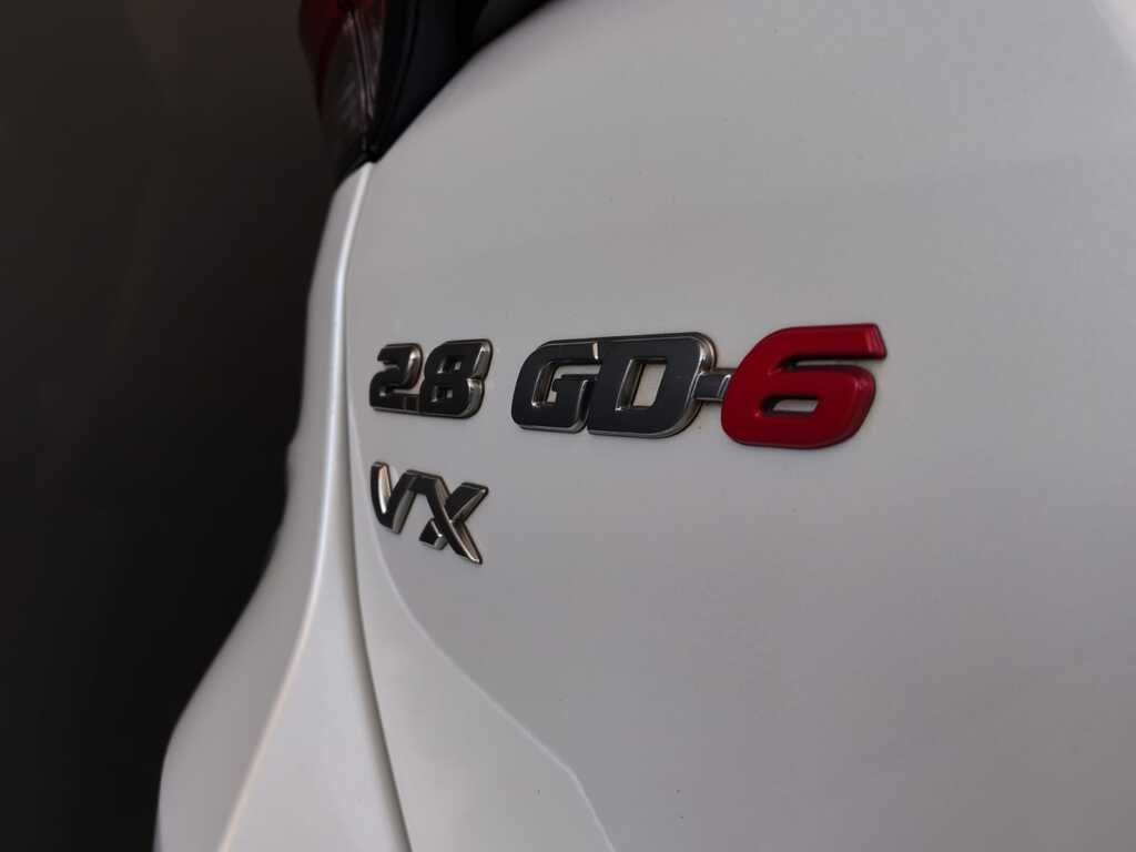 TOYOTA FORTUNER FORTUNER 2.8GD-6 VX A/T - 9