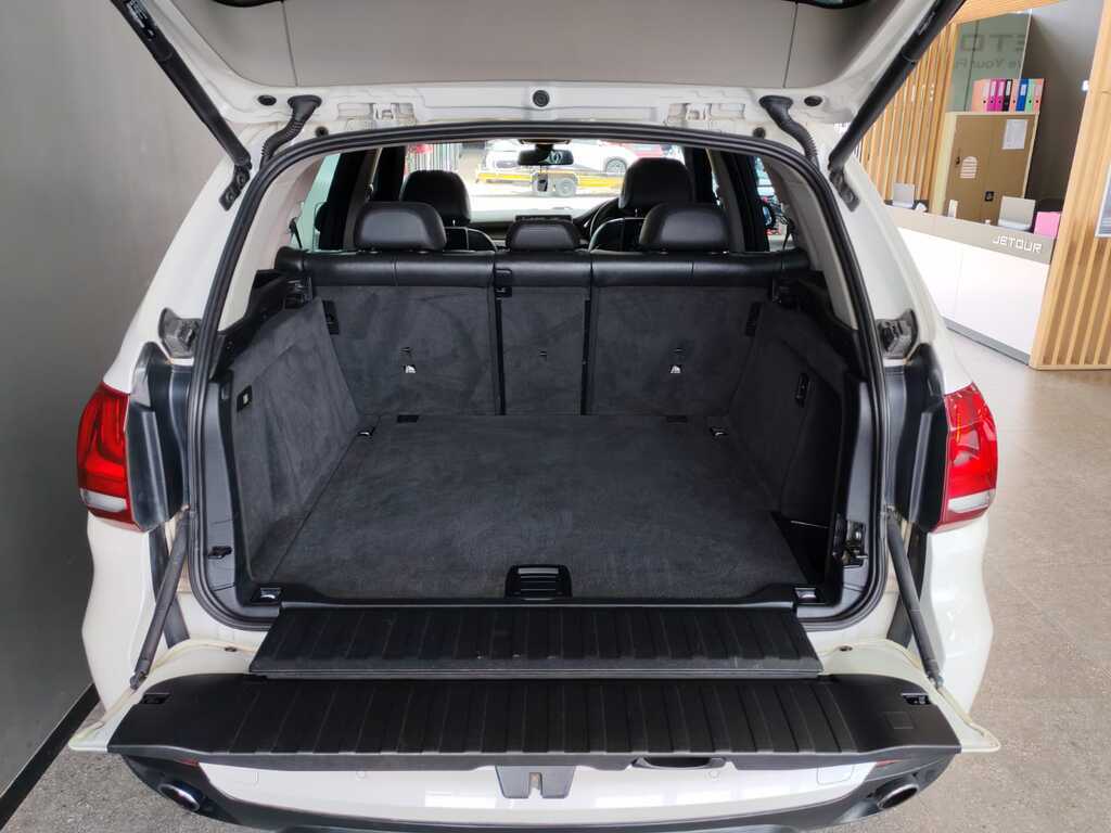 BMW X5 X5 xDRIVE30d DESIGN PURE A/T (F15) - 11