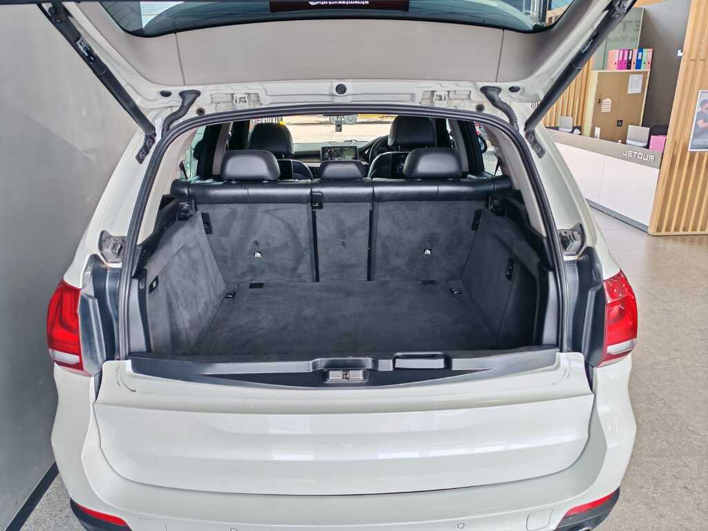 BMW X5 X5 xDRIVE30d DESIGN PURE A/T (F15) - 12