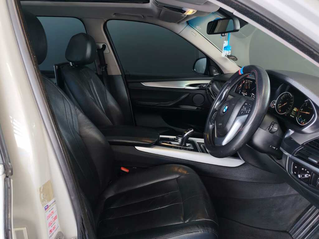 BMW X5 X5 xDRIVE30d DESIGN PURE A/T (F15) - 14