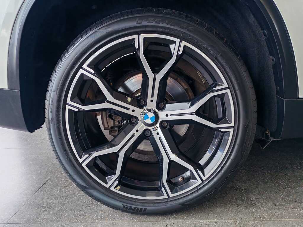 BMW X5 X5 xDRIVE30d DESIGN PURE A/T (F15) - 6
