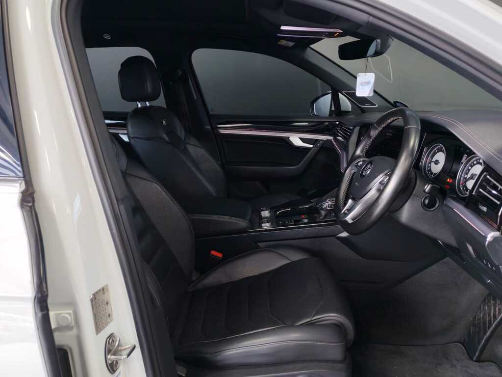 VOLKSWAGEN TOUAREG TOUAREG 3.0 TDI V6 EXECUTIVE - 10