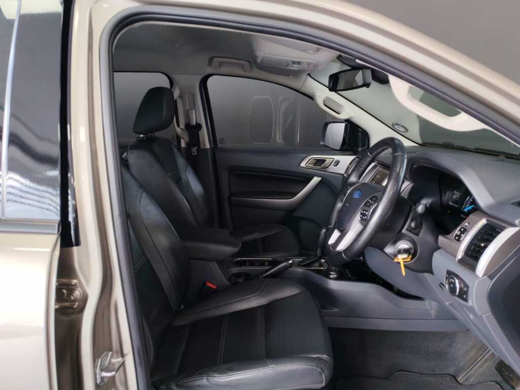 FORD EVEREST EVEREST 3.2 TDCi XLT 4X4 A/T - 12