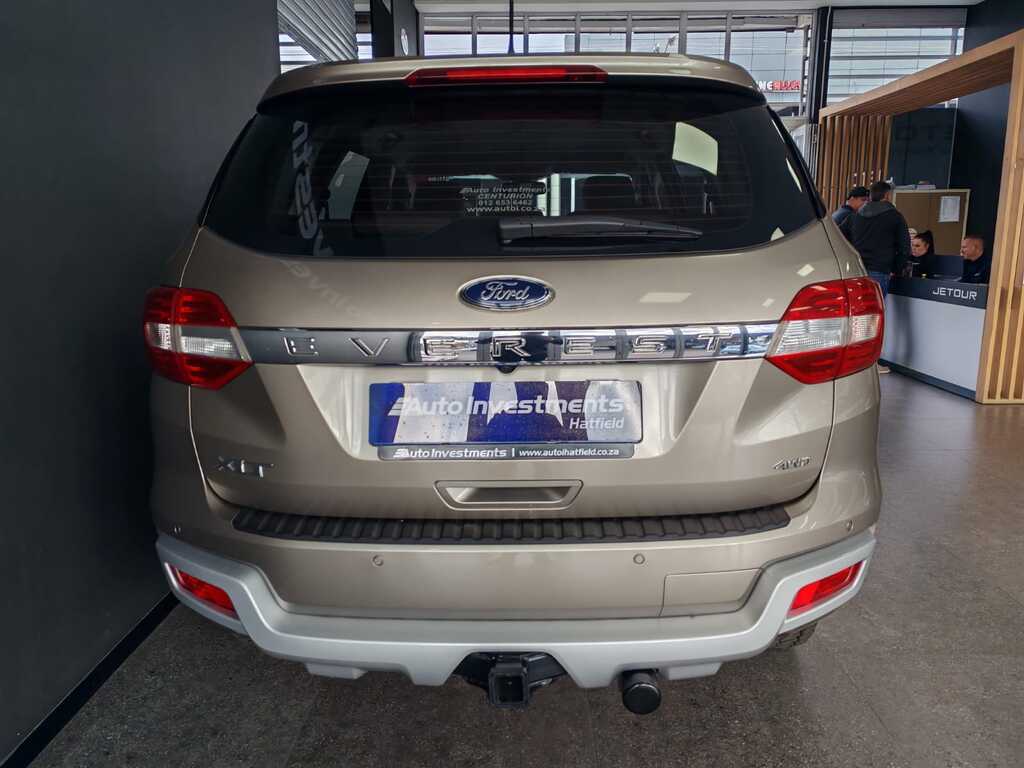 FORD EVEREST EVEREST 3.2 TDCi XLT 4X4 A/T - 7