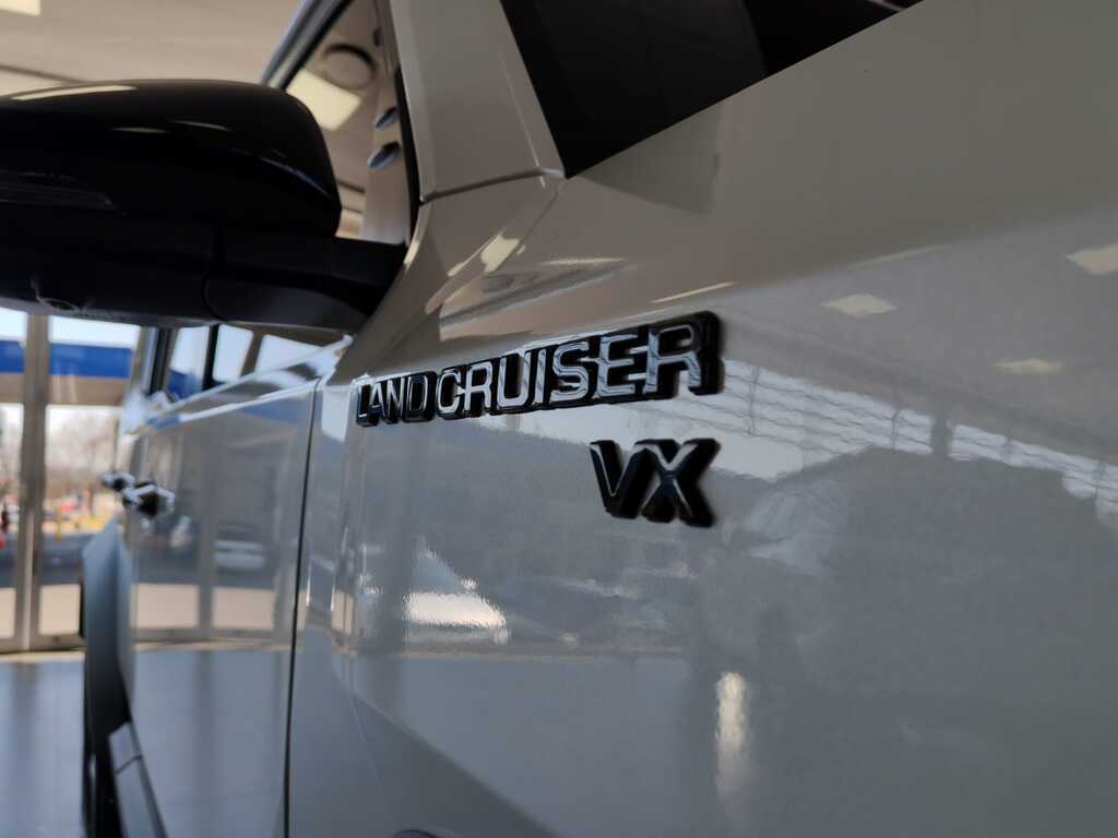 TOYOTA LANDCRUISER L/CRUISER FJ 2.7 VX A/T - 10