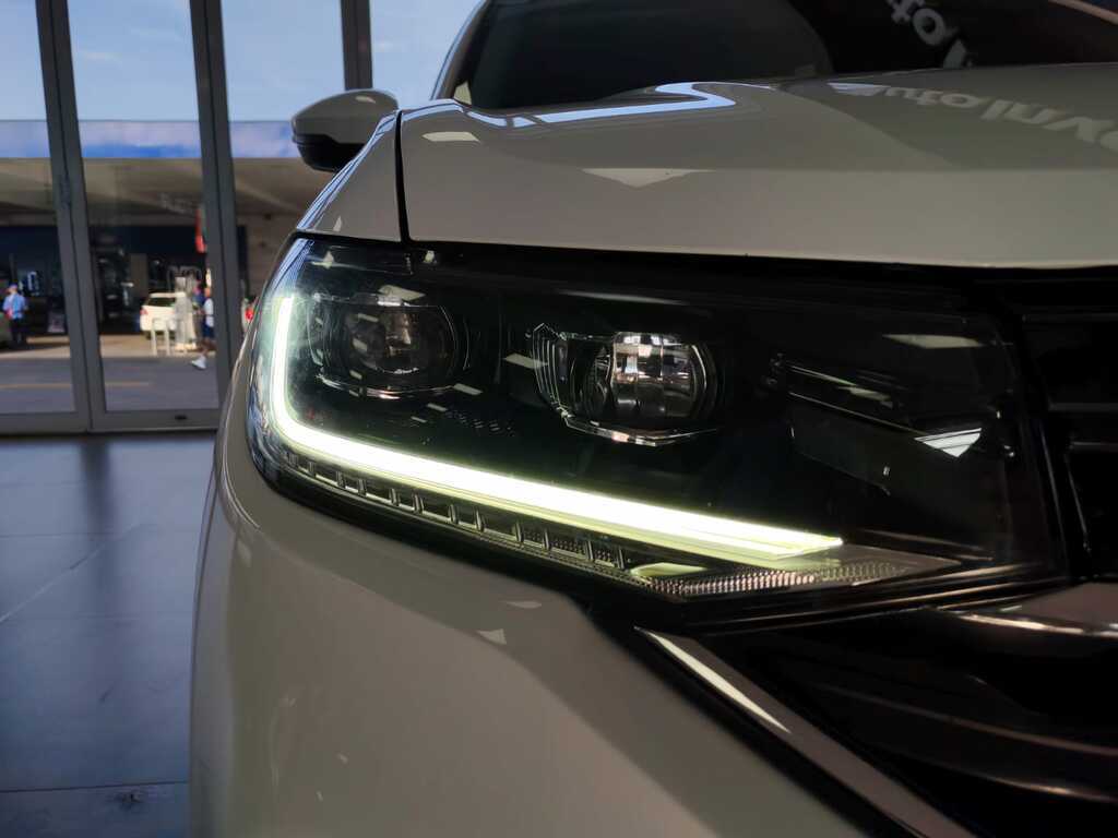 VOLKSWAGEN T-CROSS T-CROSS 1.5 TSI R-LINE DSG - 3