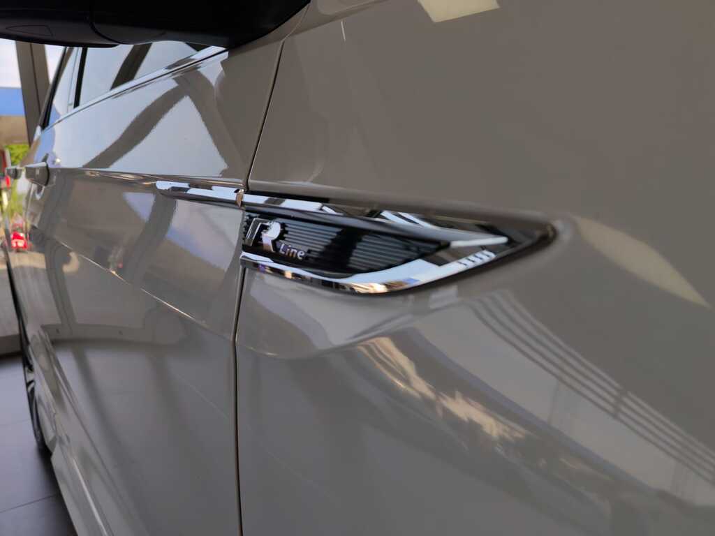 VOLKSWAGEN T-CROSS T-CROSS 1.5 TSI R-LINE DSG - 8