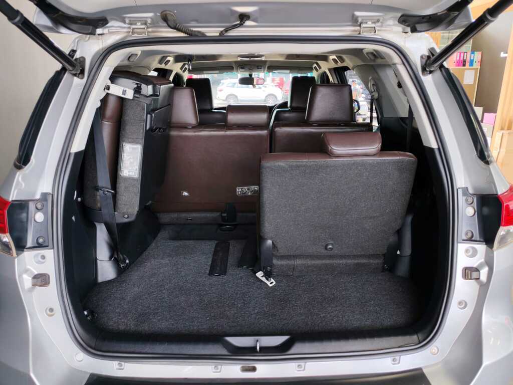 TOYOTA FORTUNER FORTUNER 4.0 V6 4X4 A/T - 12