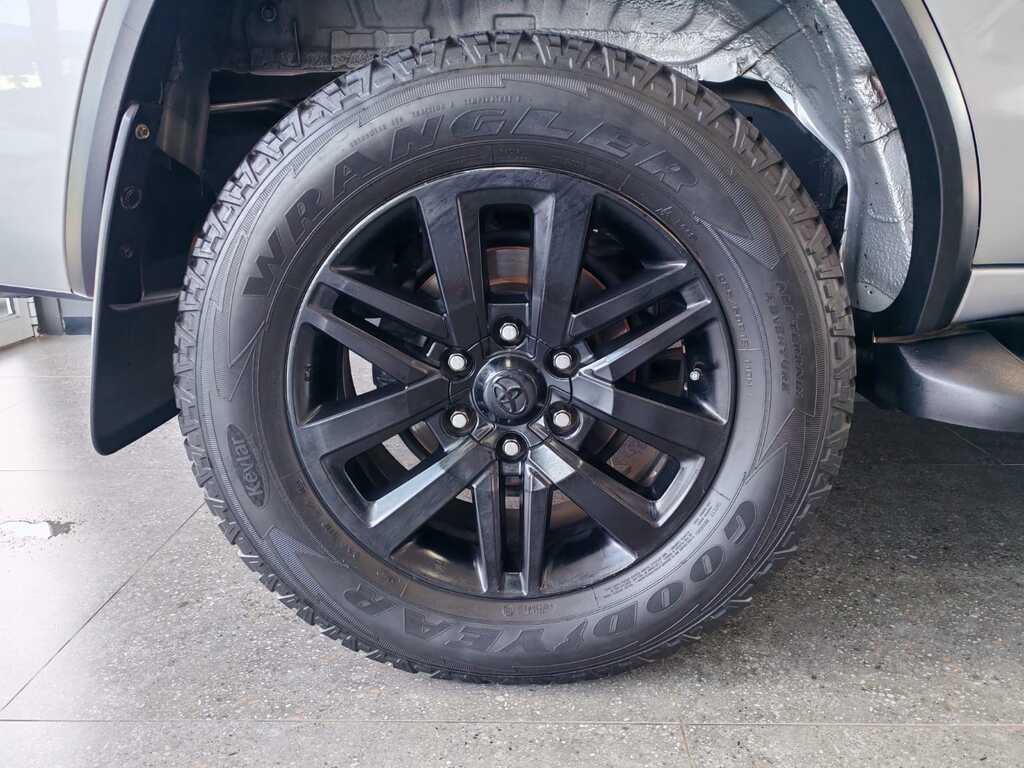 TOYOTA FORTUNER FORTUNER 4.0 V6 4X4 A/T - 5