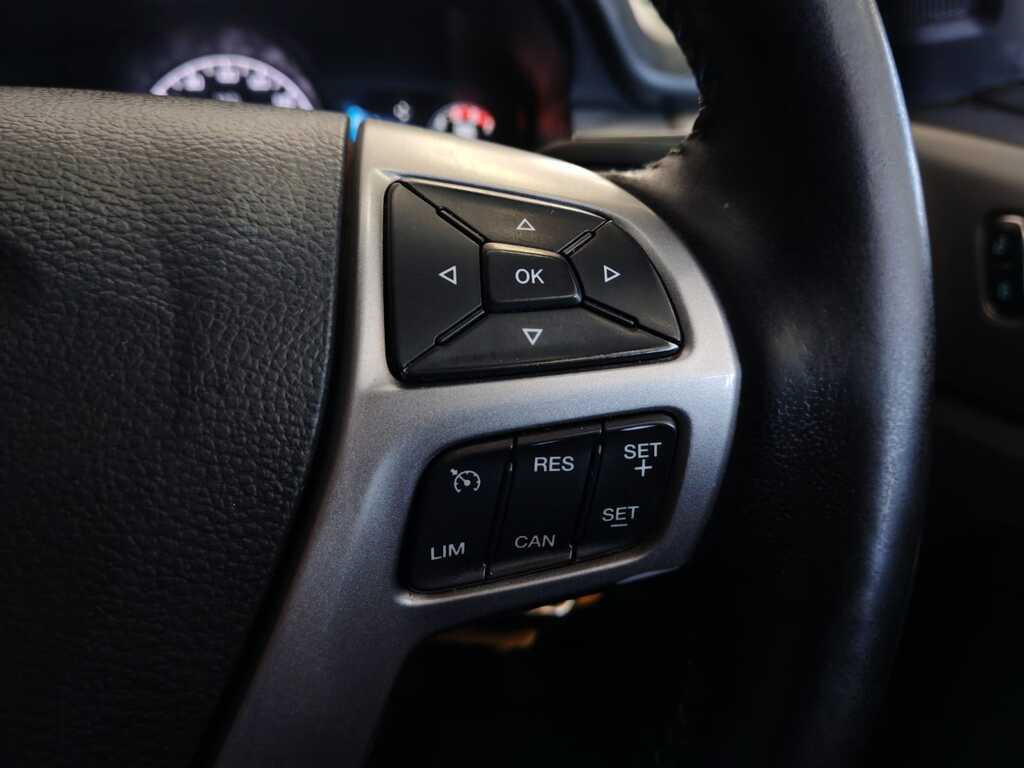 FORD EVEREST EVEREST 2.2 TDCi  XLT A/T - 19