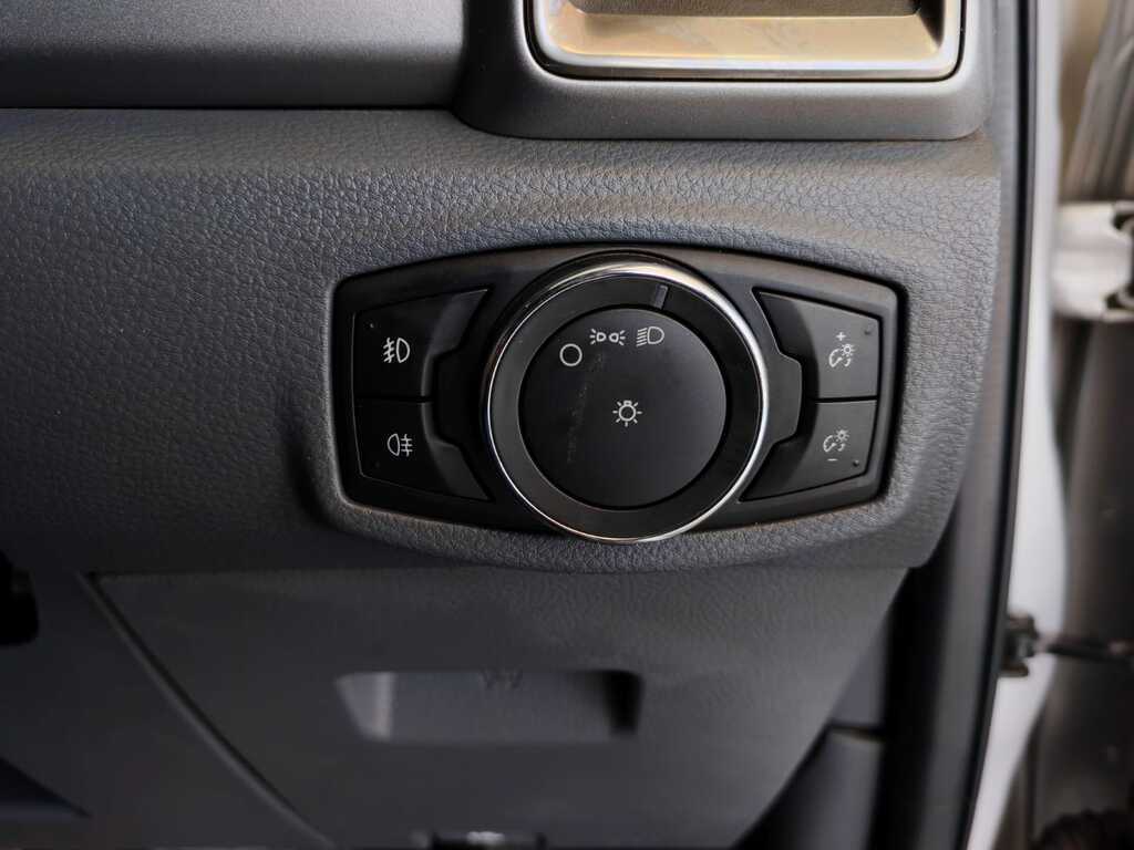 FORD EVEREST EVEREST 2.2 TDCi  XLT A/T - 20