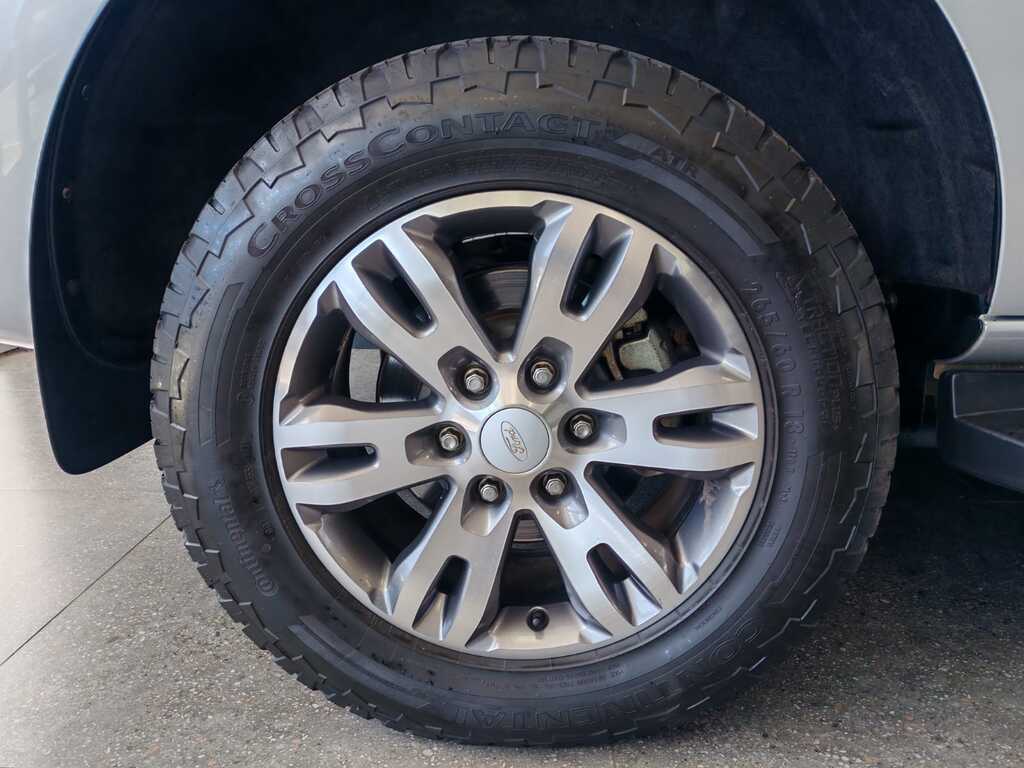 FORD EVEREST EVEREST 2.2 TDCi  XLT A/T - 4