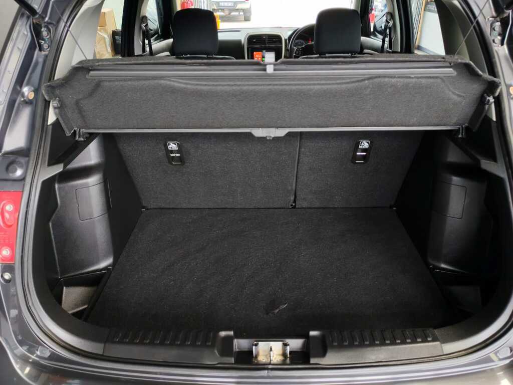 SUZUKI VITARA VITARA BREZZA 1.5 GL S-EDITION A/T - 11
