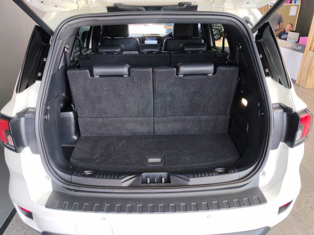 FORD EVEREST EVEREST 3.0D V6 PLATINUM AWD A/T - 13
