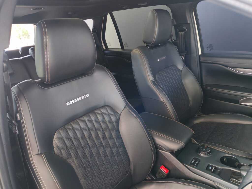 FORD EVEREST EVEREST 3.0D V6 PLATINUM AWD A/T - 18