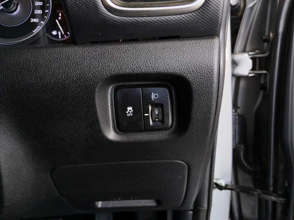 HYUNDAI CRETA CRETA 1.5 PREMIUM IVT - 20