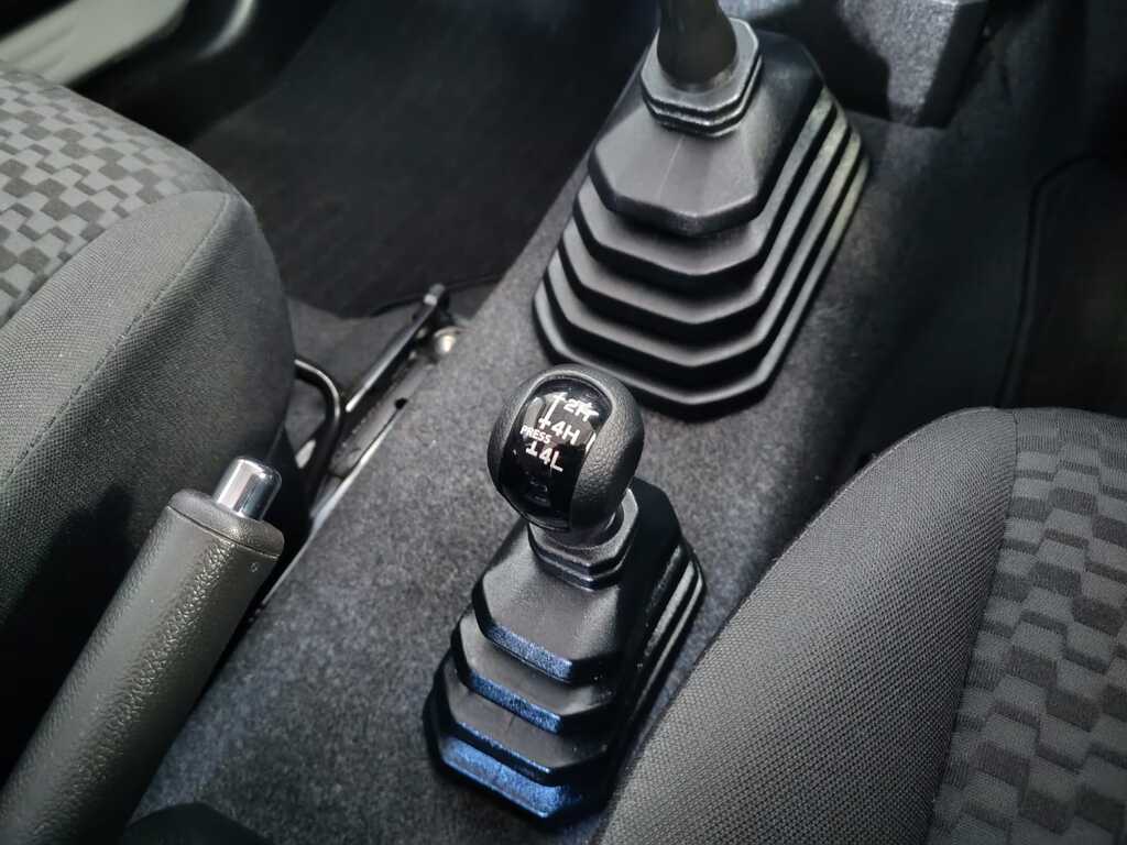 SUZUKI JIMNY JIMNY 1.5 GLX - 17