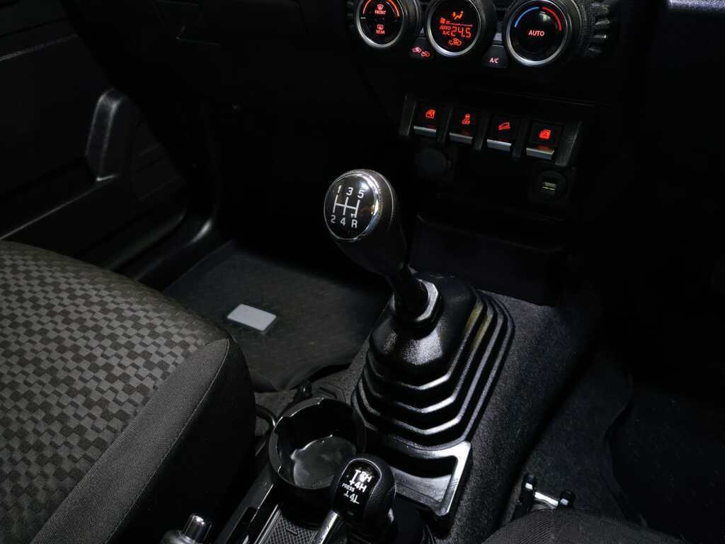 SUZUKI JIMNY JIMNY 1.5 GLX - 14