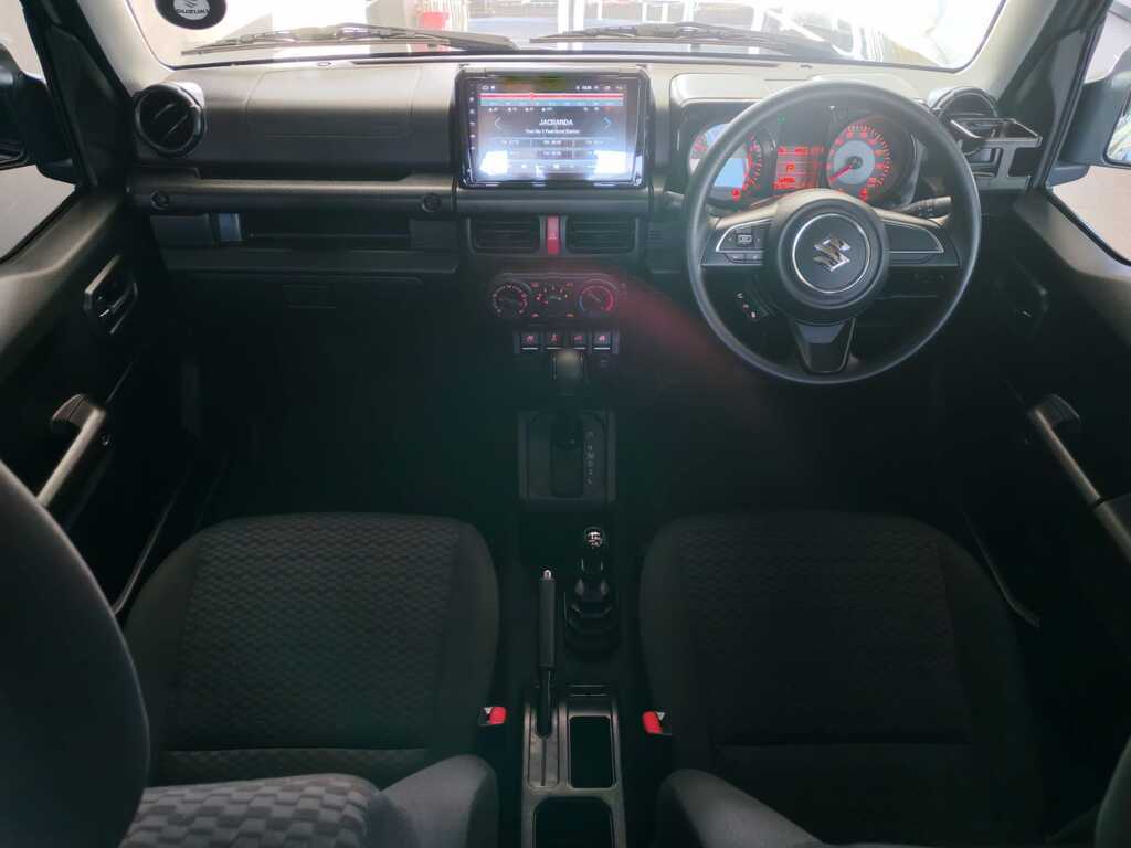 SUZUKI JIMNY JIMNY 1.5 GL A/T - 12