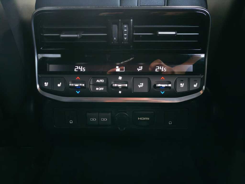 TOYOTA LAND CRUISER LANDCRUISER 300 V6 3.3D ZX - 18