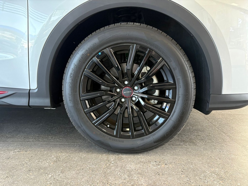 JETOUR X70 X70 PLUS 1.5T MOMENTUM