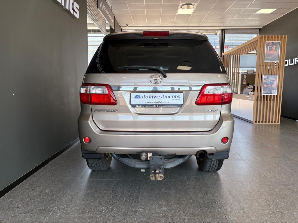 TOYOTA FORTUNER FORTUNER 3.0D-4D R/B 4X4 - 5