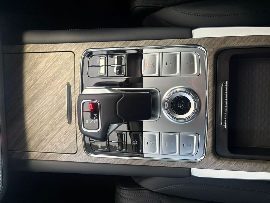 GWM TANK 500 TANK 500 2.0T ULTRA LUXURY HYBRID 4X4 A/T