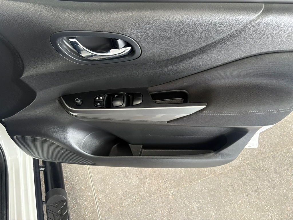 NISSAN NAVARA NAVARA 2.5DDTi SE A/T D/C P/U