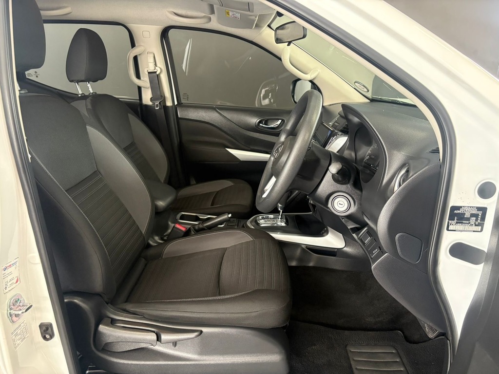 NISSAN NAVARA NAVARA 2.5DDTi SE A/T D/C P/U