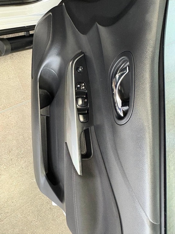 NISSAN NAVARA NAVARA 2.5DDTi SE A/T D/C P/U