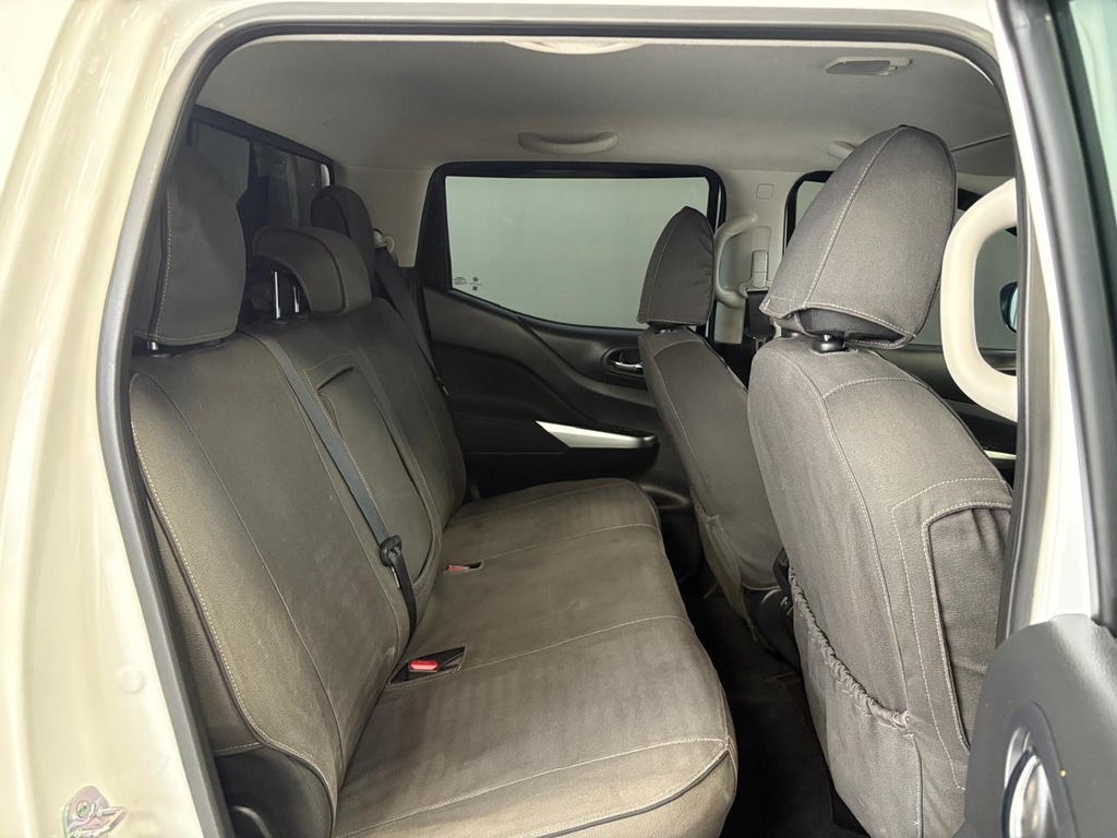 NISSAN NAVARA NAVARA 2.5DDTi SE A/T D/C P/U