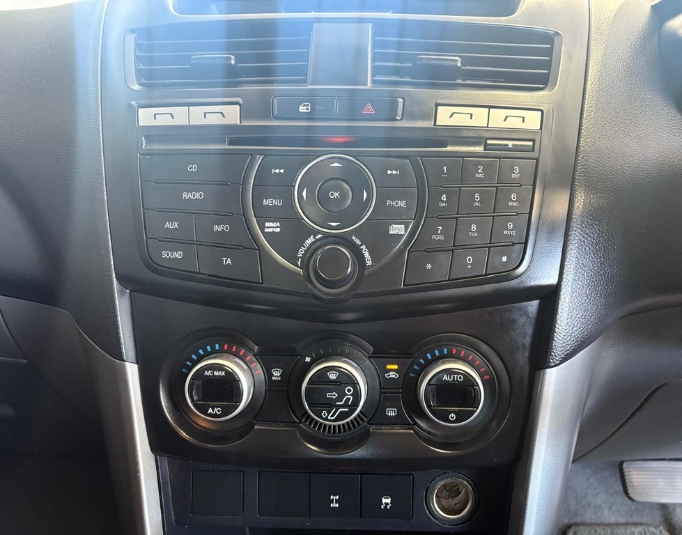 MAZDA BT 50 SERIES BT-50 2.2TDi SLE A/T P/U D/C - 15