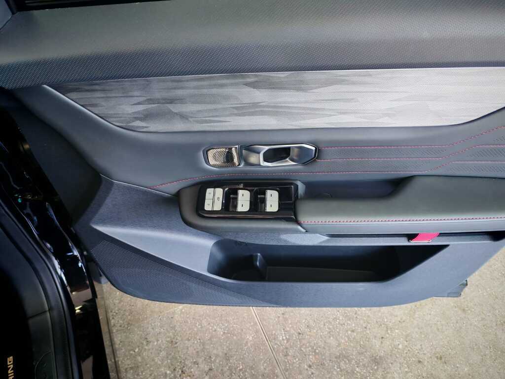 JETOUR DASHING DASHING 1.5T MOMENTUM