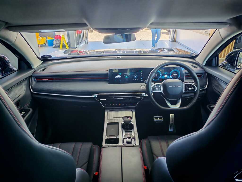 JETOUR DASHING DASHING 1.5T MOMENTUM