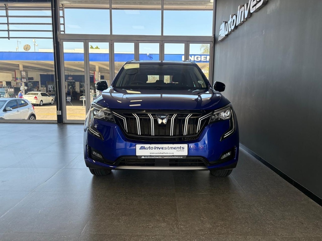 MAHINDRA XUV 700 XUV 700 2.0 AX5 A/T - 2