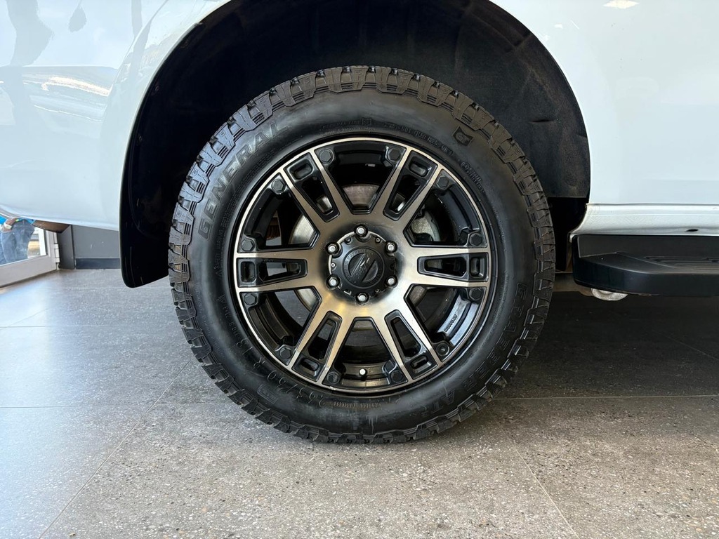 FORD EVEREST EVEREST 3.2 TDCi XLT 4X4 A/T - 6