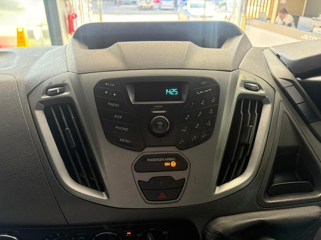 FORD TRANSIT TRANSIT CUSTOM 2.2TDCi AMBIENTE LWB 92KW F/C P/V