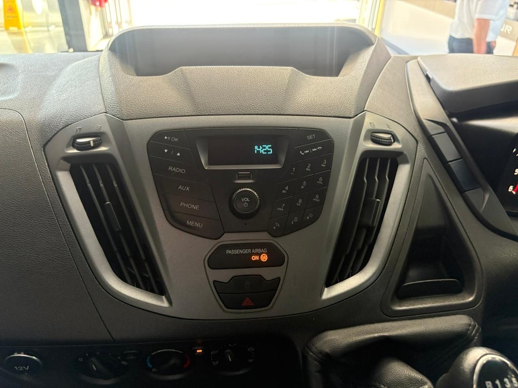 FORD TRANSIT TRANSIT CUSTOM 2.2TDCi AMBIENTE LWB 92KW F/C P/V