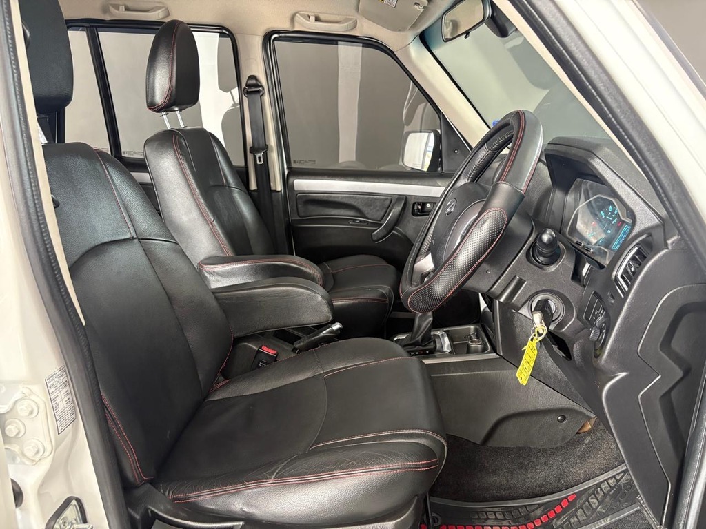 MAHINDRA SCORPIO PIK UP 2.2 mHAWK S11 4X4 A/T P/U D/C - 11