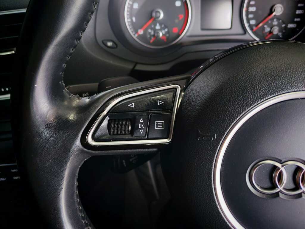AUDI Q3 Q3 1.4T FSI STRONIC (110KW)