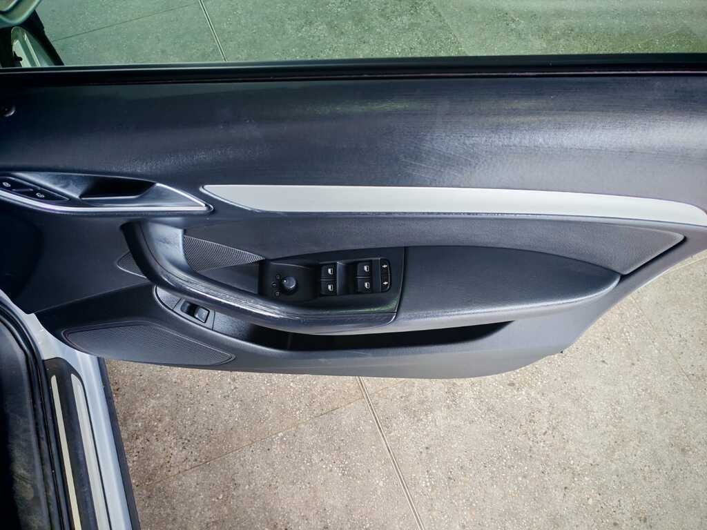 AUDI Q3 Q3 1.4T FSI STRONIC (110KW)