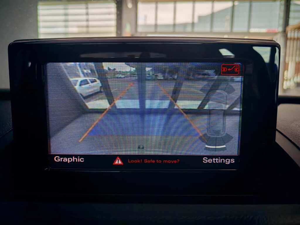 AUDI Q3 Q3 1.4T FSI STRONIC (110KW)