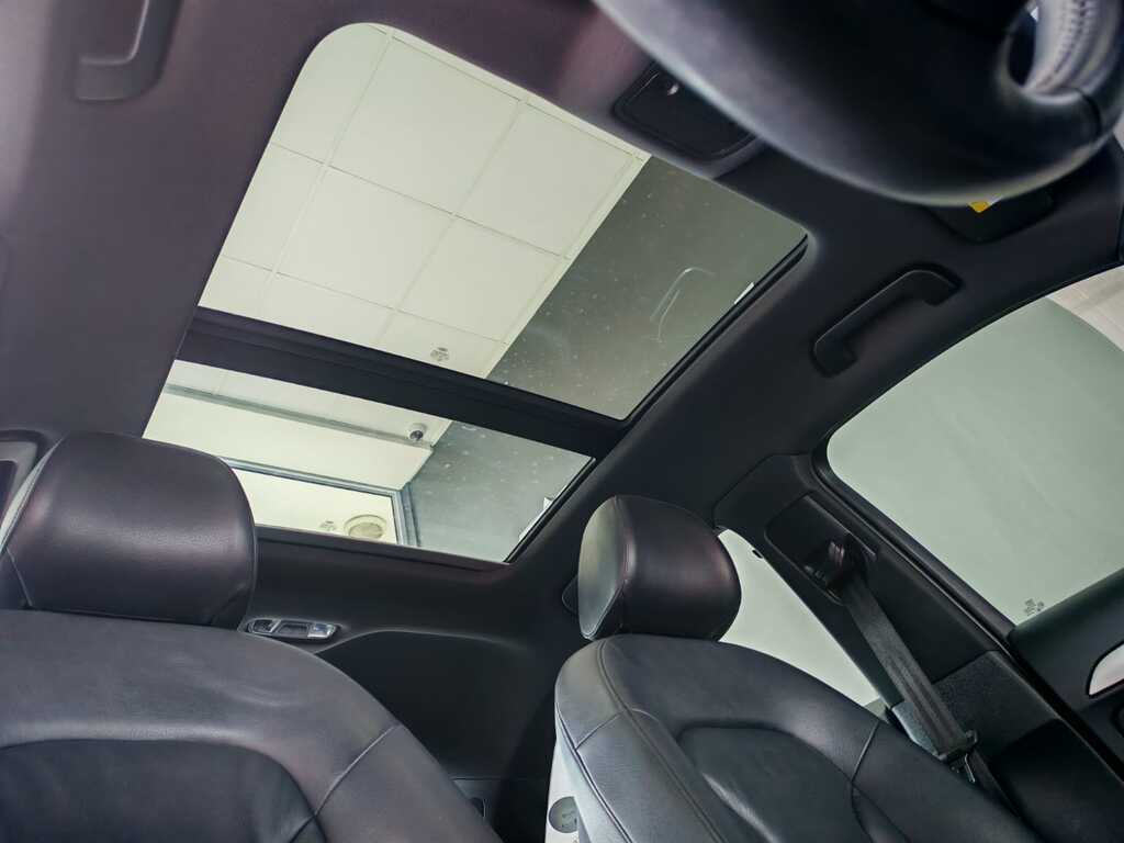 AUDI Q3 Q3 1.4T FSI STRONIC (110KW)