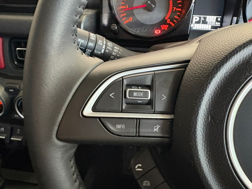 SUZUKI JIMNY JIMNY 1.5 GLX A/T 5DR