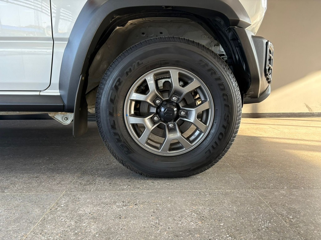 SUZUKI JIMNY JIMNY 1.5 GLX A/T 5DR