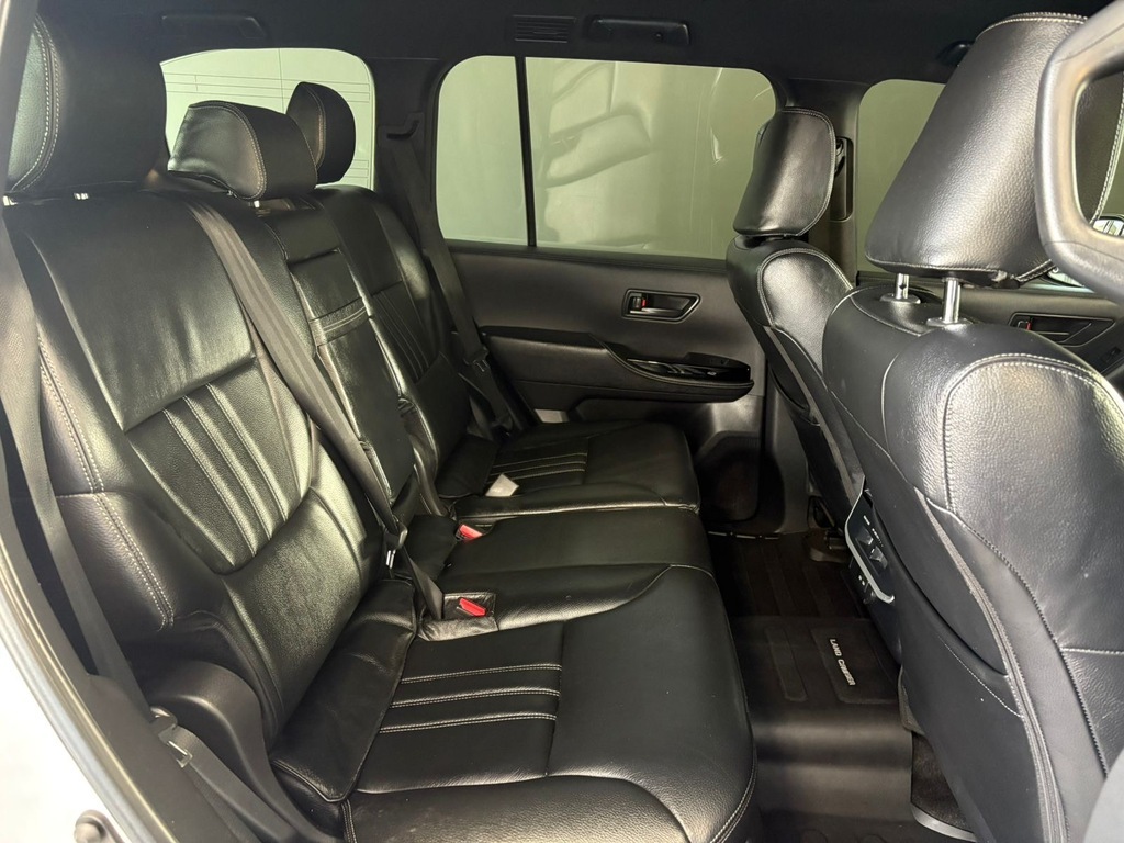 TOYOTA LAND CRUISER LANDCRUISER 300 V6 3.3D GX-R