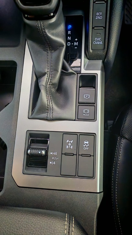 TOYOTA PRADO PRADO TX 2.8GD A/T - 17